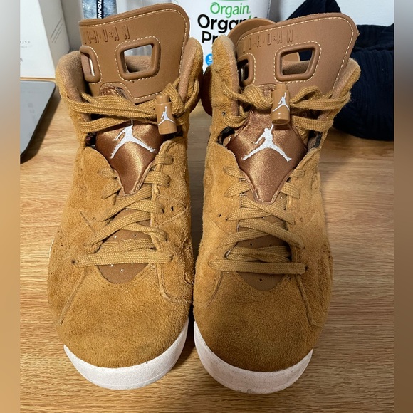 Air Jordan Retro 6 - Picture 2 of 3